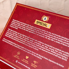 Load image into Gallery viewer, Special Choice Frolic Dry Fruits Gift Pack (Cashew Nuts Salted 100g & Indian Raisins 100g)